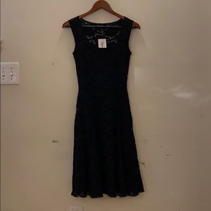 Elana Kattan Black Shortsleeve Lace Dress